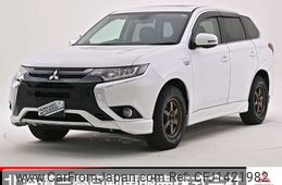 mitsubishi outlander-phev 2015 -MITSUBISHI--Outlander PHEV DLA-GG2W--GG2W-0302742---MITSUBISHI--Outlander PHEV DLA-GG2W--GG2W-0302742-