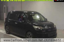 toyota spade 2012 CFJ1656652