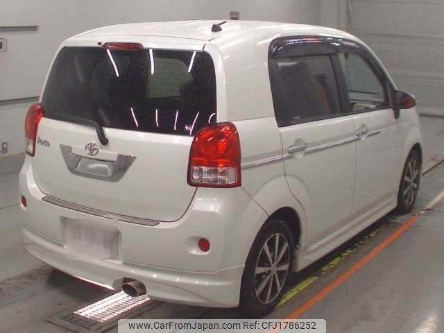 toyota porte 2012 CFJ1786252 image 2