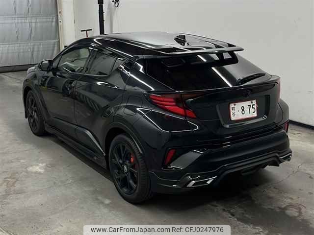 toyota c-hr 2022 -TOYOTA--C-HR NGX10-2021772---TOYOTA--C-HR NGX10-2021772- image 2