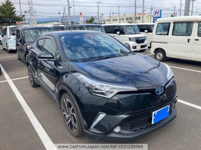 toyota c-hr 2017 -TOYOTA--C-HR DAA-ZYX10--ZYX10-2003670---TOYOTA--C-HR DAA-ZYX10--ZYX10-2003670- image 2