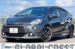 toyota aqua 2014 -TOYOTA--AQUA DAA-NHP10--NHP10-2390681---TOYOTA--AQUA DAA-NHP10--NHP10-2390681-