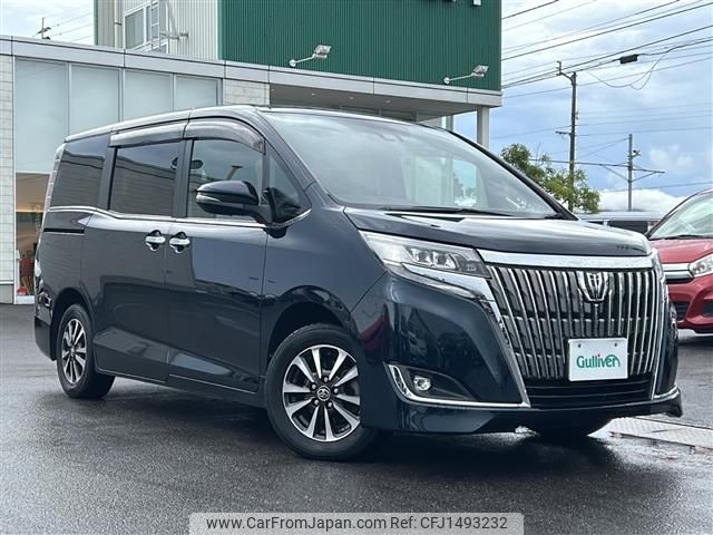 toyota esquire 2017 -TOYOTA--Esquire DBA-ZRR80G--ZRR80-0339152---TOYOTA--Esquire DBA-ZRR80G--ZRR80-0339152- image 1