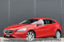 volvo v40 2018 CFJ1812044