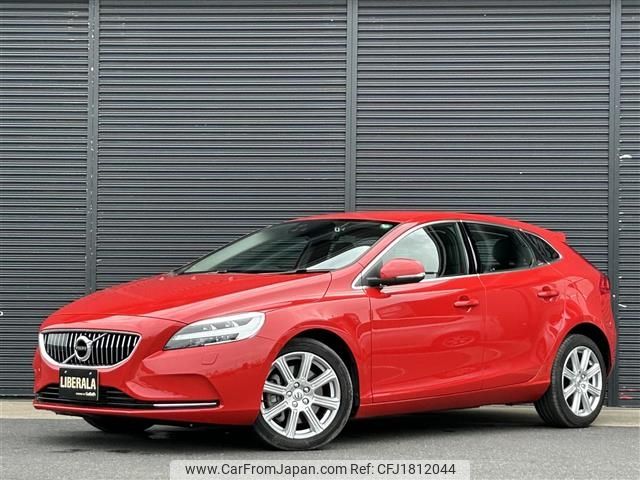 volvo v40 2018 CFJ1812044 image 1