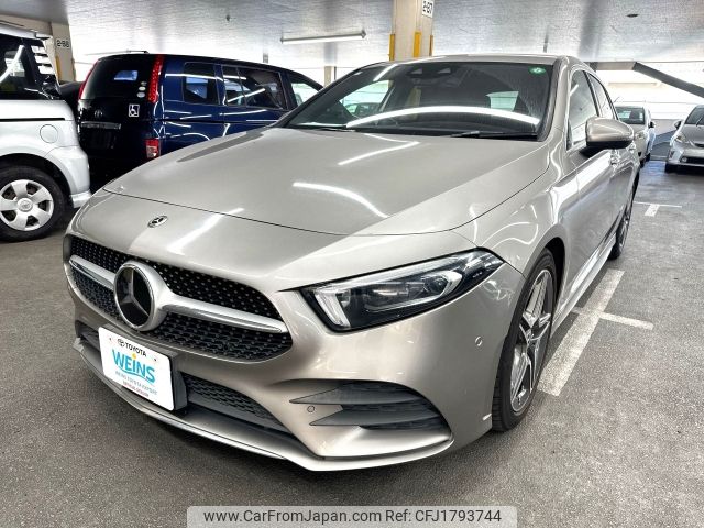 mercedes-benz a-class 2018 CFJ1793744 image 1
