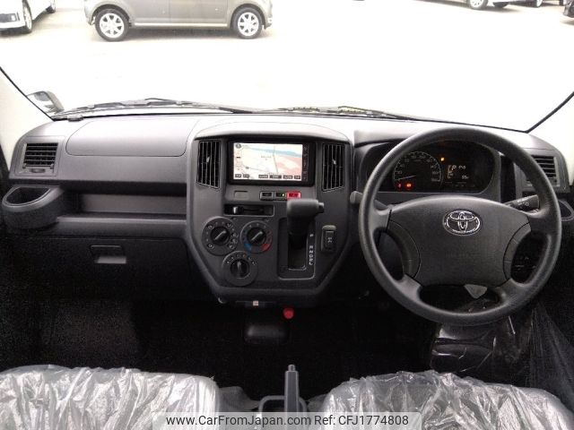 toyota townace-van 2024 CFJ1774808 image 2