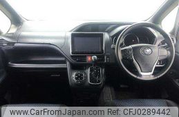 toyota voxy 2015 504928-924794