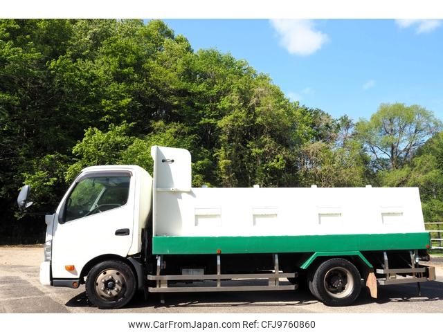 hino dutro 2015 GOO_NET_EXCHANGE_0403477A30240502W003 image 2