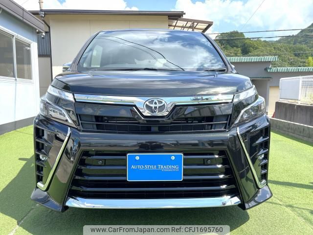 toyota voxy 2021 CFJ1695760 image 2