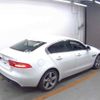 jaguar xe 2018 quick_quick_DBA-JA2XC_SAJAB4AXJCP31792 image 5