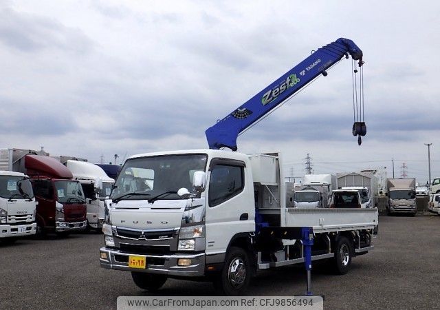 mitsubishi-fuso canter 2018 REALMOTOR_N9024050017F-90 image 1