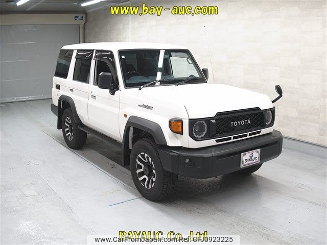 toyota land-cruiser-wagon 2024 -TOYOTA--Land Cruiser Wagon GDJ76W-1003012---TOYOTA--Land Cruiser Wagon GDJ76W-1003012- image 1