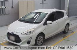 toyota aqua 2015 -TOYOTA--AQUA DAA-NHP10--NHP10-6413590---TOYOTA--AQUA DAA-NHP10--NHP10-6413590-