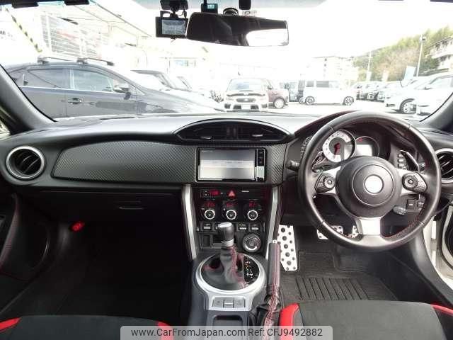 toyota 86 2019 quick_quick_4BA-ZN6_ZN6-102154 image 2