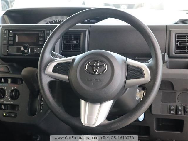 toyota pixis-mega 2019 CFJ1616076 image 2