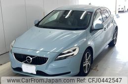 volvo v40 2016 -VOLVO 【京都 302ま7757】--Volvo V40 MD4204T-H2384590---VOLVO 【京都 302ま7757】--Volvo V40 MD4204T-H2384590-