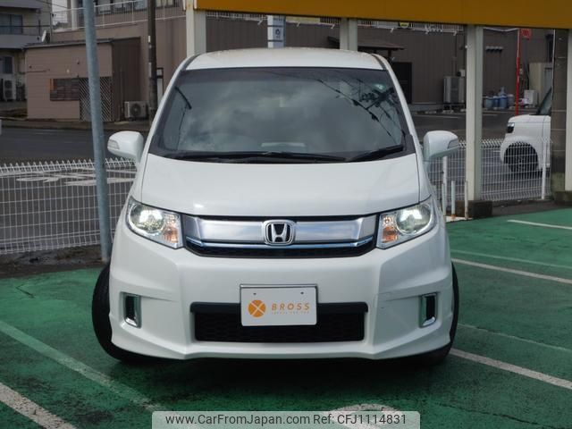 honda freed-spike-hybrid 2015 quick_quick_GP3_GP3-1226962 image 2