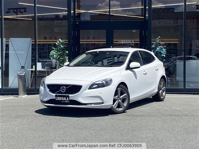 volvo v40 2013 -VOLVO--Volvo V40 DBA-MB4164T--YV1MV485BD2058274---VOLVO--Volvo V40 DBA-MB4164T--YV1MV485BD2058274- image 1