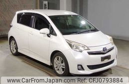 toyota ractis 2012 GAV2