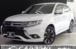mitsubishi outlander-phev 2015 CFJ1827524