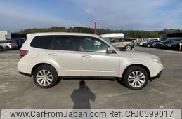 subaru forester 2011 NIKYO_YK64072