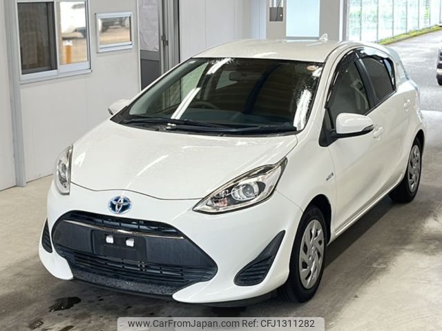 toyota aqua 2018 -TOYOTA--AQUA NHP10-6622605---TOYOTA--AQUA NHP10-6622605- image 1