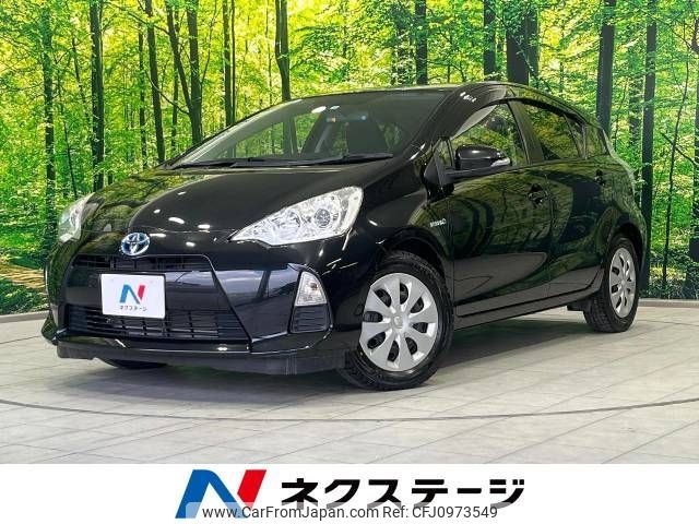 toyota aqua 2012 CFJ0973549 image 1