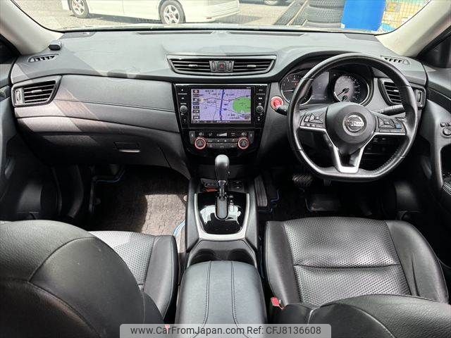 nissan x-trail 2017 CFJ8136608 image 2