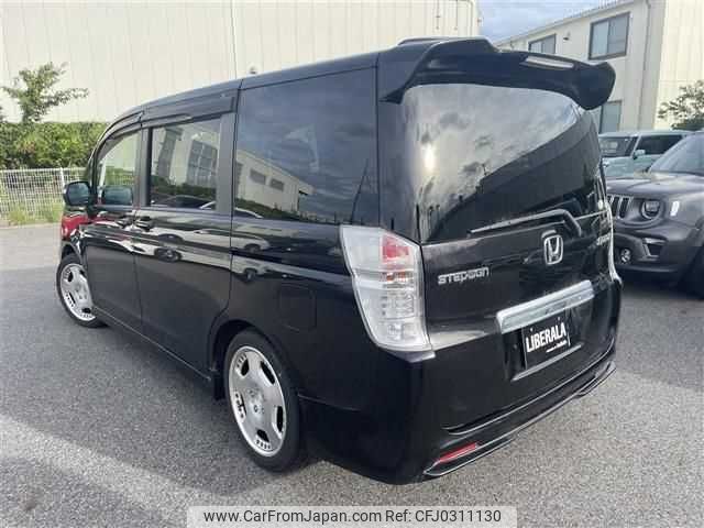 honda step-wagon 2010 TE3305 image 1