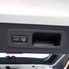 lexus lx 2022 25631902 image 50