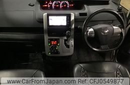 toyota noah 2011 NIKYO_XS49922