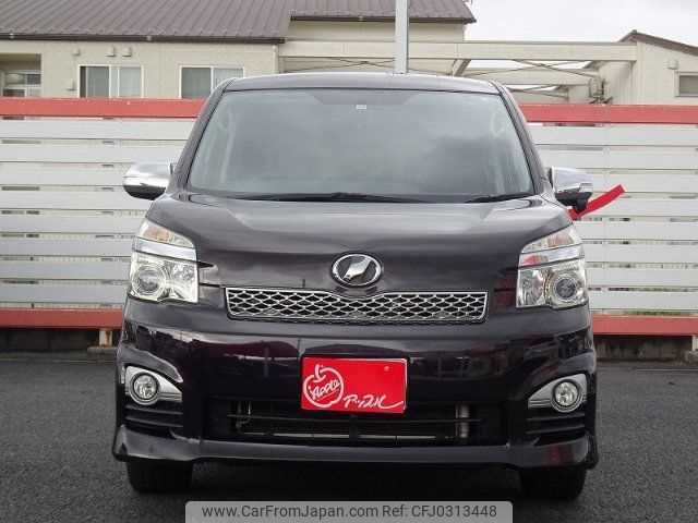 toyota voxy 2013 TE947 image 1