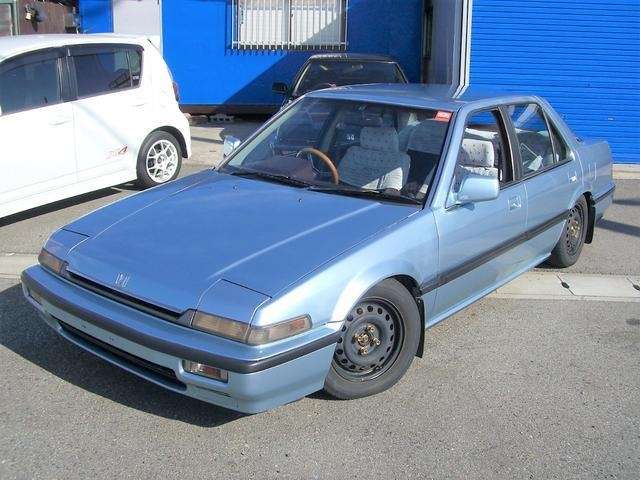Used HONDA ACCORD 1988 1221704 in good condition for sale