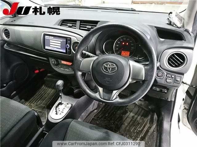 toyota vitz 2013 TE3141 image 2