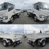 hino dutro 2018 GOO_NET_EXCHANGE_0402763A30231115W001 image 3