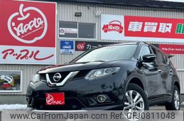 nissan x-trail 2015 -NISSAN 【名変中 】--X-Trail NT32--037598---NISSAN 【名変中 】--X-Trail NT32--037598-