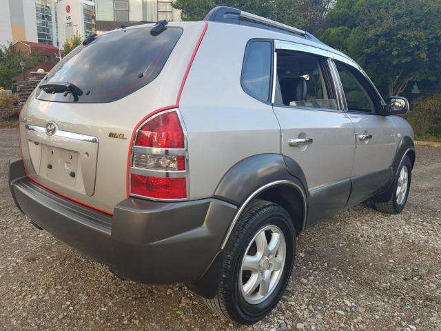 hyundai tucson 2006 ED-02032-20191220 image 2