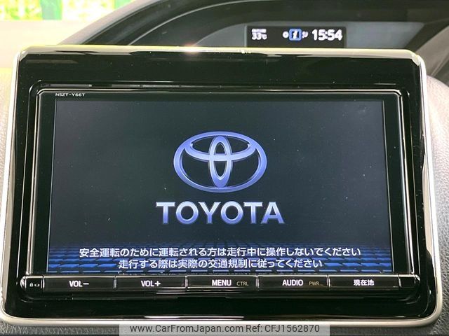 toyota esquire 2018 CFJ1562870 image 2