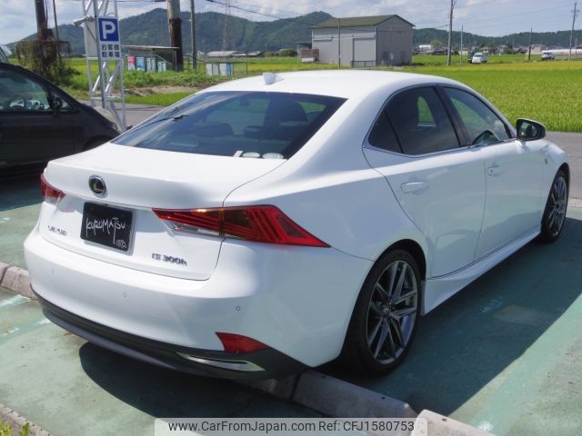 lexus is 2018 CFJ1580753 image 2