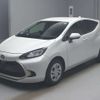 toyota aqua 2022 -TOYOTA--AQUA 6AA-MXPK11--MXPK11-2048211---TOYOTA--AQUA 6AA-MXPK11--MXPK11-2048211- image 1