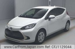 toyota aqua 2022 -TOYOTA--AQUA 6AA-MXPK11--MXPK11-2048211---TOYOTA--AQUA 6AA-MXPK11--MXPK11-2048211-