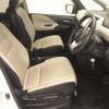 nissan serena 2017 CFJ1536605 image 6