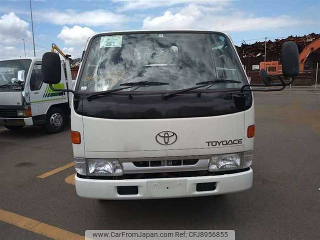 toyota toyoace 1996 45BE4B1C-0100172-0830jc64 image 2