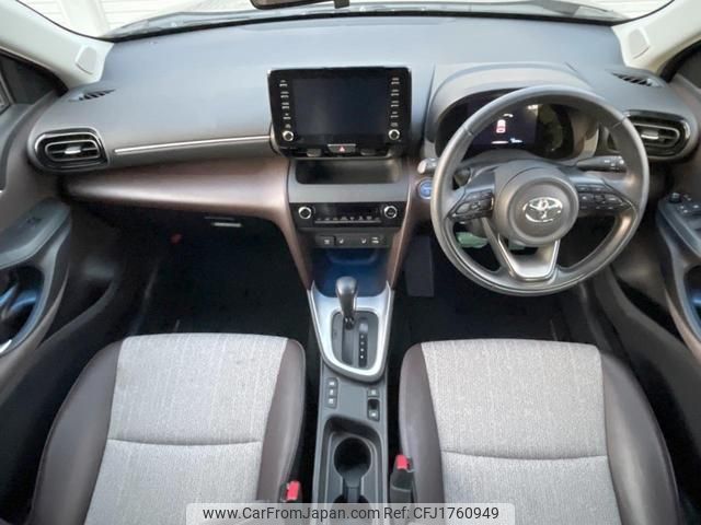 toyota yaris-cross 2021 CFJ1760949 image 2