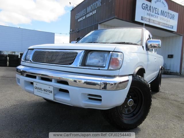 nissan datsun-pickup 2001 GOO_NET_EXCHANGE_0403178A30240926W001 image 1