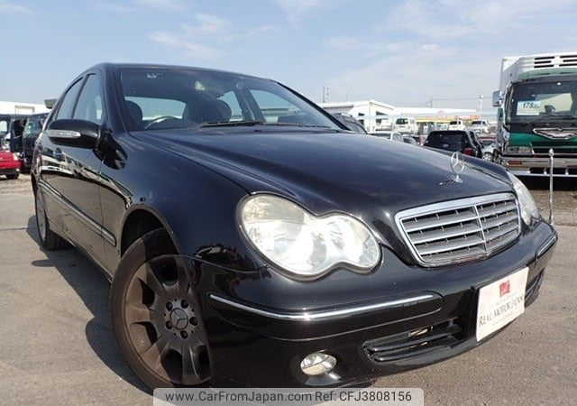 mercedes-benz c-class 2004 REALMOTOR_N2019100751HD-10 image 2