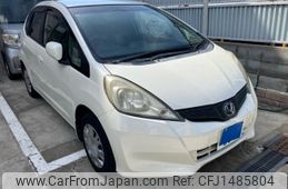 honda fit 2013 CFJ1485804