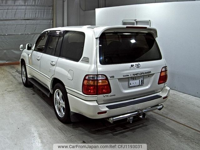 toyota land-cruiser-wagon 2002 -TOYOTA 【愛媛 331も】--Land Cruiser Wagon UZJ100W-0136745---TOYOTA 【愛媛 331も】--Land Cruiser Wagon UZJ100W-0136745- image 2