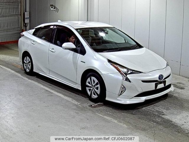 toyota prius 2017 -TOYOTA--Prius ZVW51-8035460---TOYOTA--Prius ZVW51-8035460- image 1